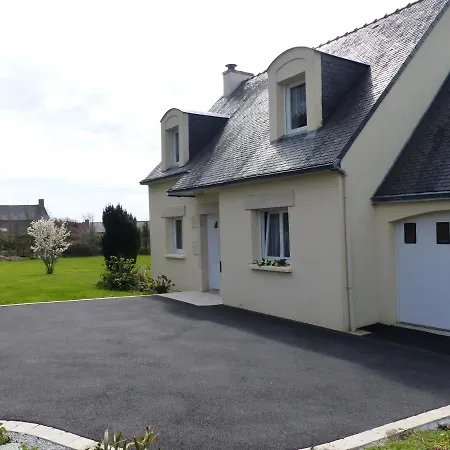 Kerbachique - Maison, Confort, Jardin - C89 *